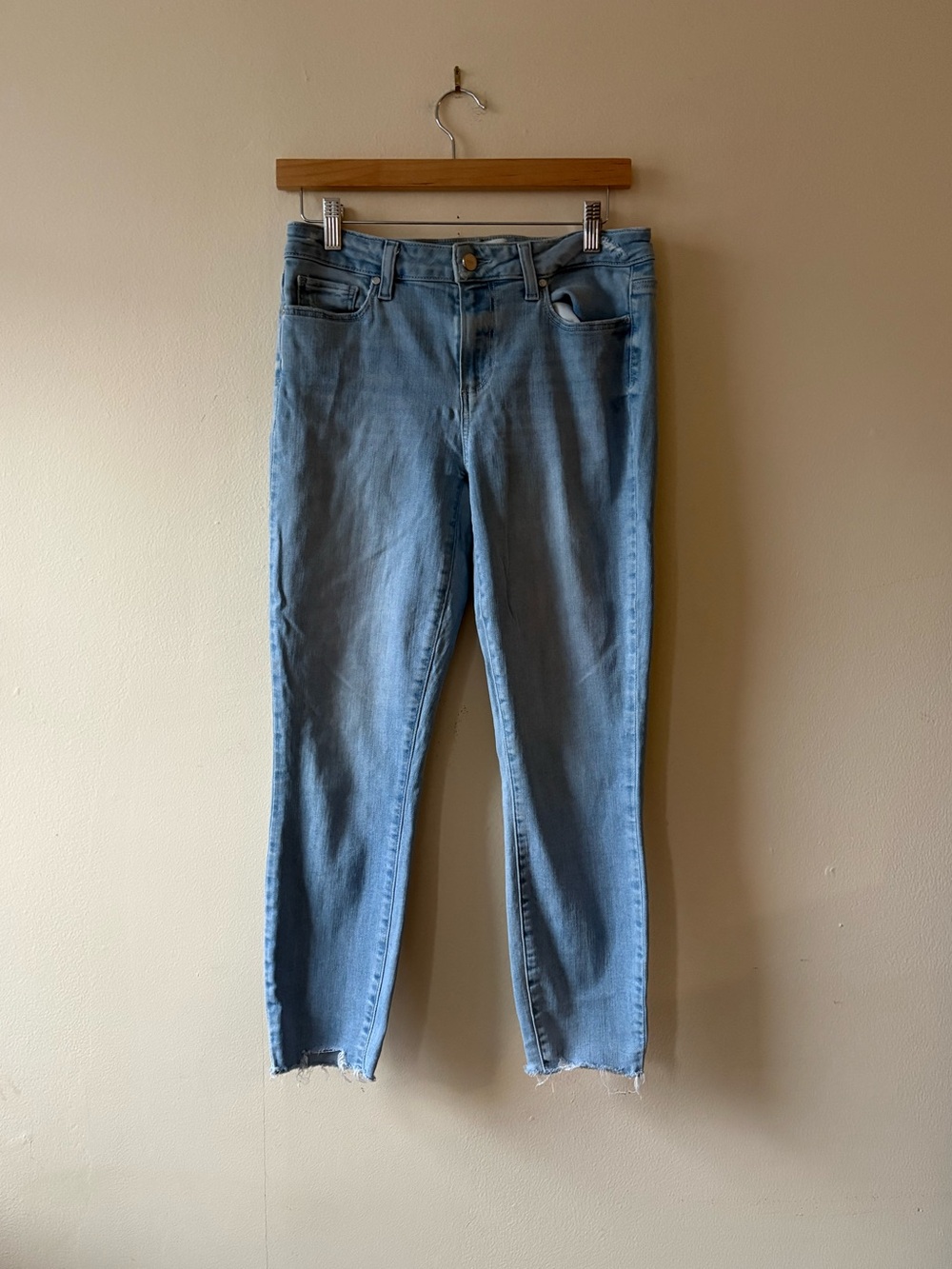 Paige Skinny Jeans with Raw Hem Size 28